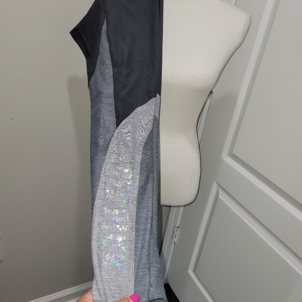 VS PINK WATERCOLOR BLING SET - Picture 13 of 17